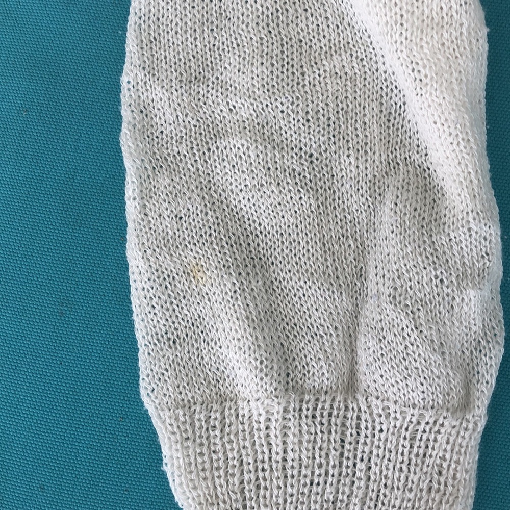 White Vintage Shoulder Cover Top - Picture 7 of 8
